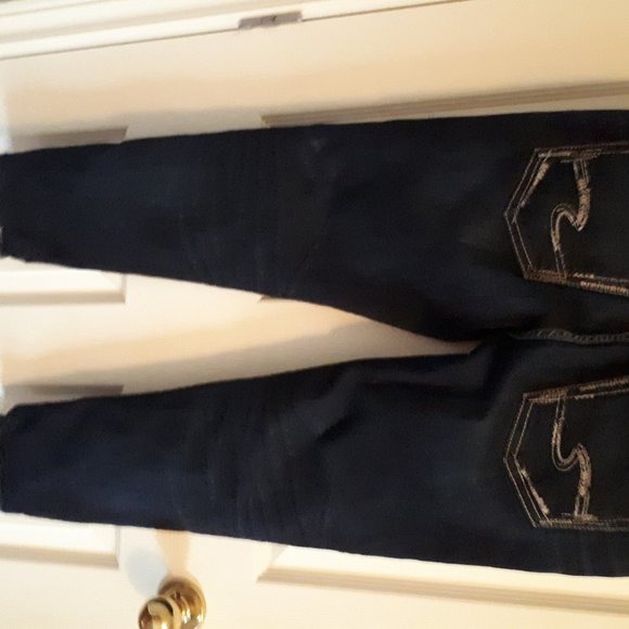 Silver Jeans - Picture 2 of 3